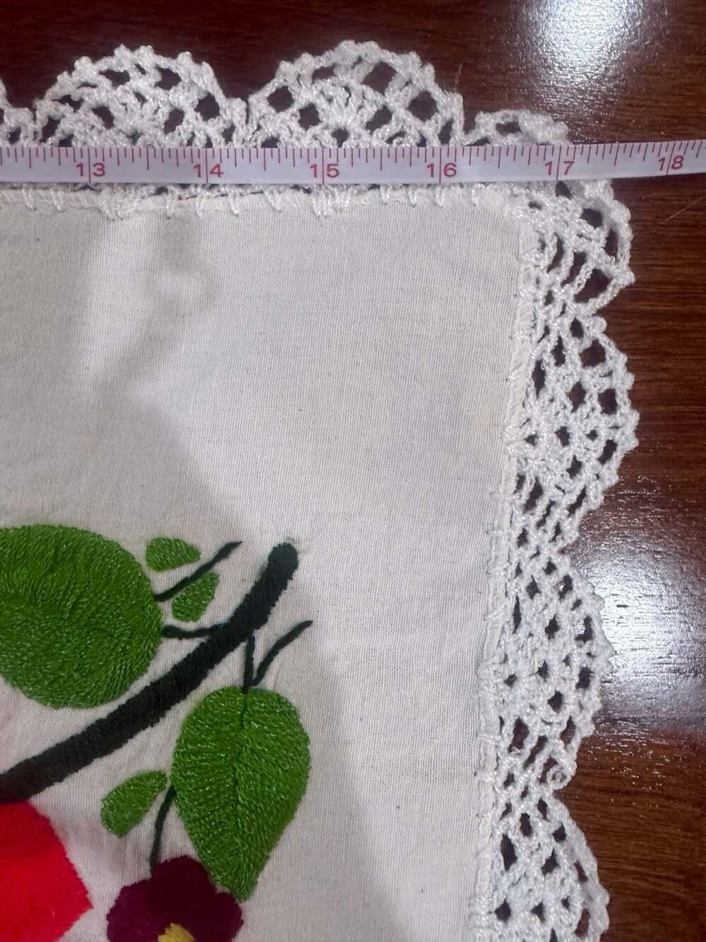 Vintage Handmade Mexican Embroidered Servilleta Floral Lace Trim 17x17 - Picture 2 of 4